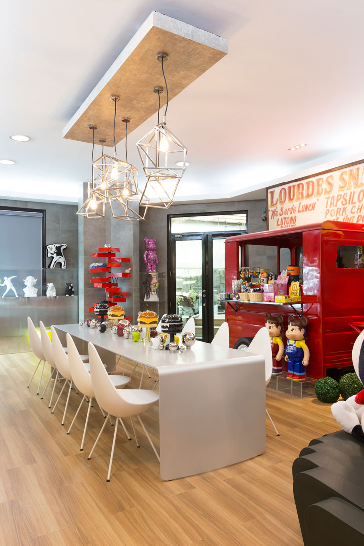 Kitchen and Dining after