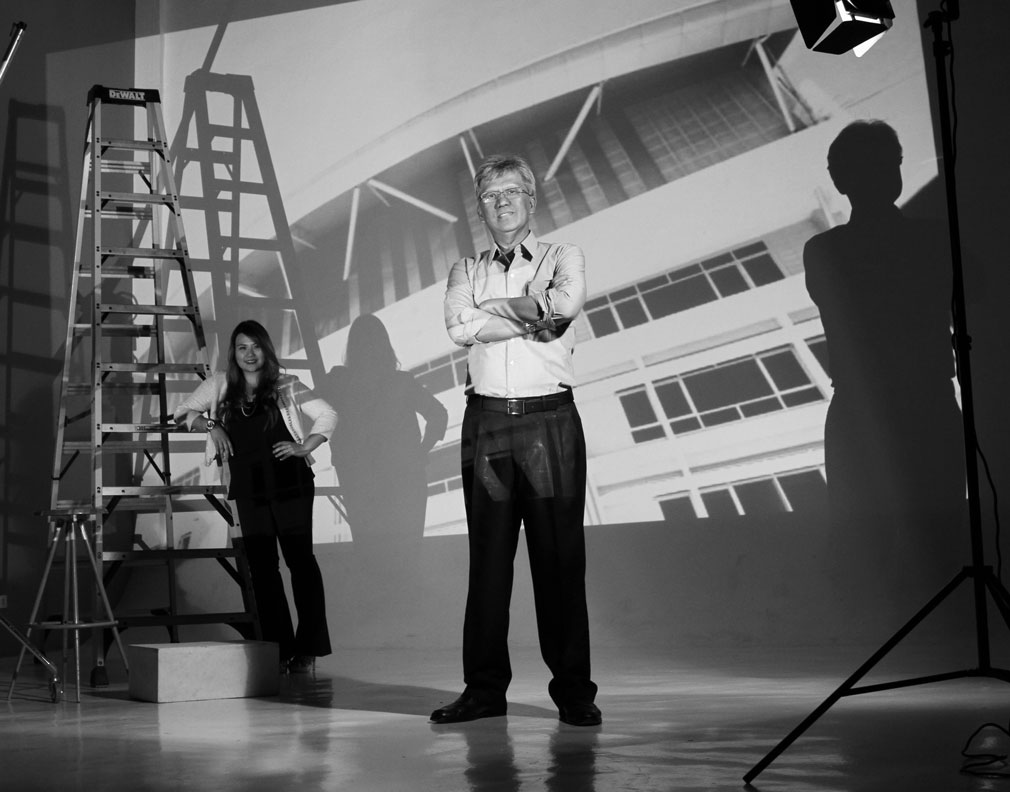 Toni and Topy Vasquez at the One Mega Group studio, September 2014