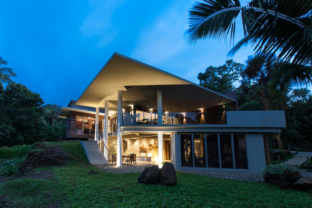 House Number 17 acquires a monumental dignity