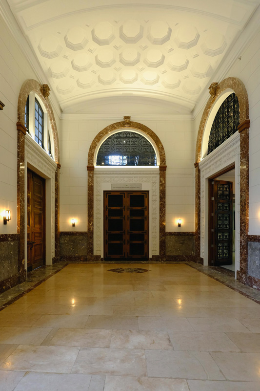 Entrance hall National Museum of Natural History