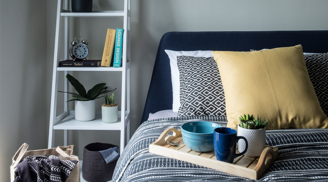 Gadget-Free Bedroom