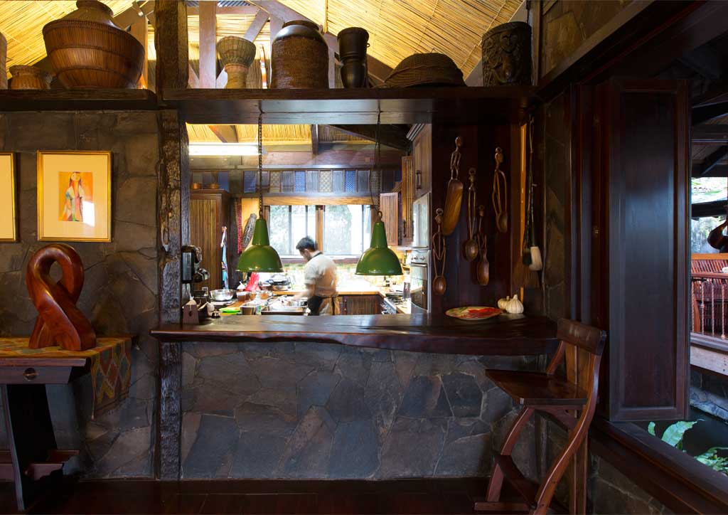 bluprint-art-benji-reyes-tahanan-bistro