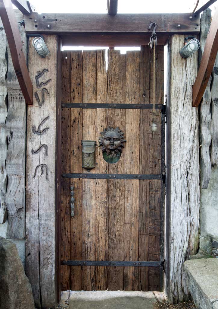 bluprint-art-benji-reyes-tahanan-bistro