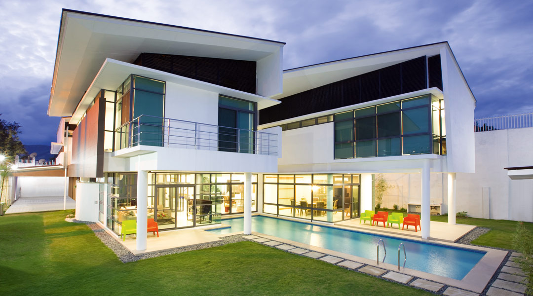 Zubu Design Associates turns a Cebu warehouse into a home