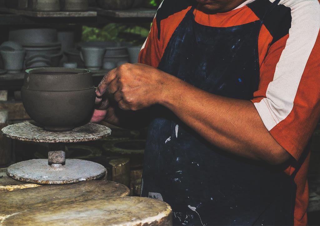 condoliving handmade ceramics