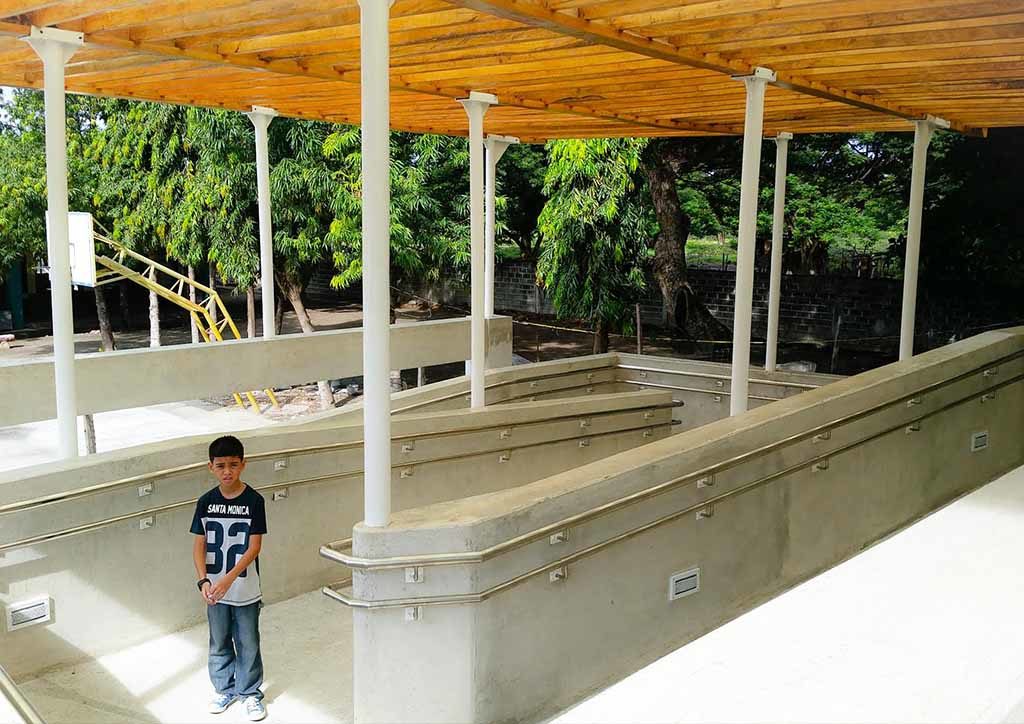 bi-centennial building