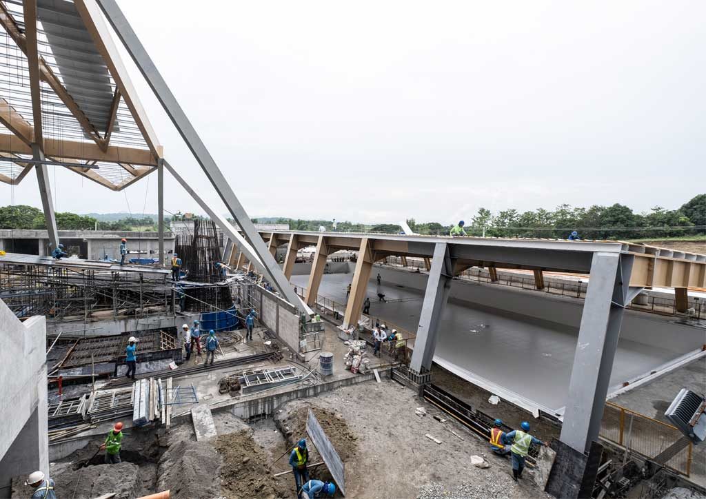 bluprint architecture new clark city aquatic center