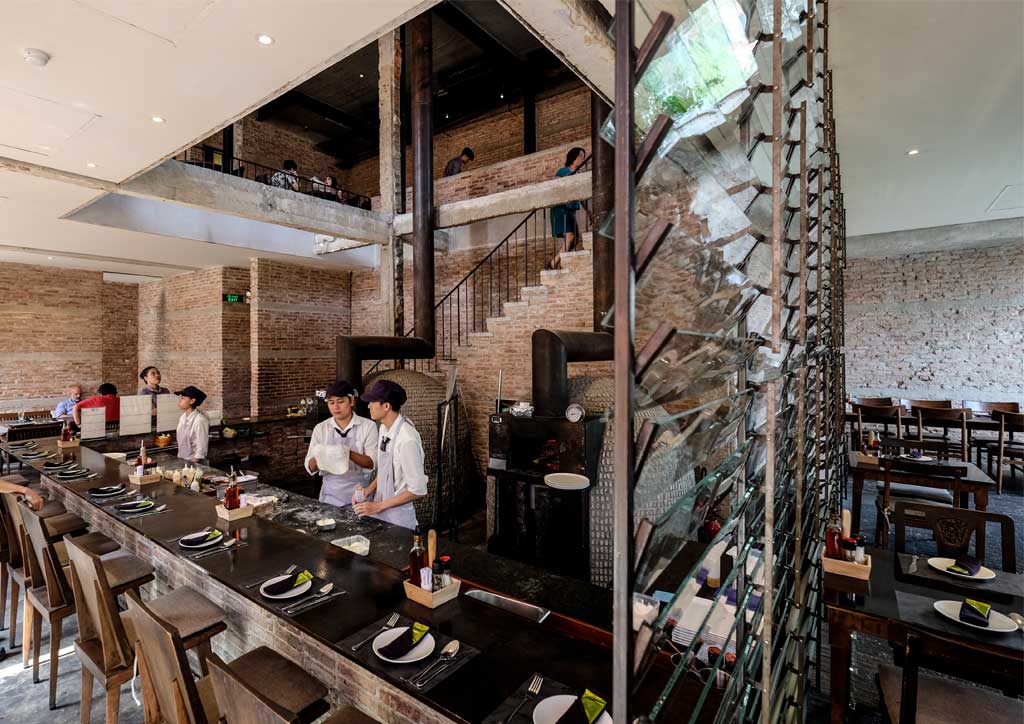 bluprint architecture adaptive reuse Pizza 4P's nishizawaarchitects ho chi minh city