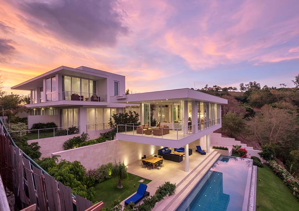 C|S Design Consultancy-beach house-night shot