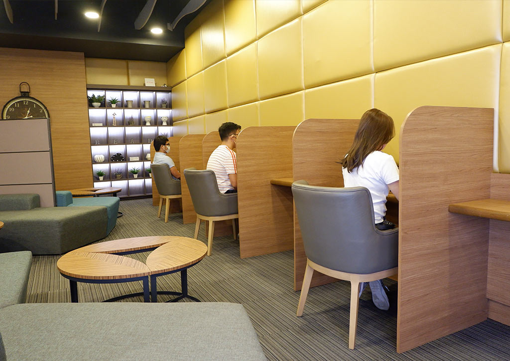 premium student residences - study nook