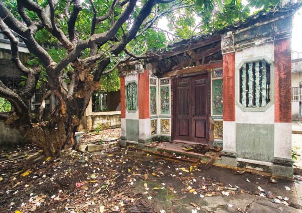 Manila old cemeteries - Chinese Cemetery