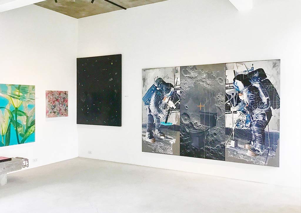 Contemporary Paintings 