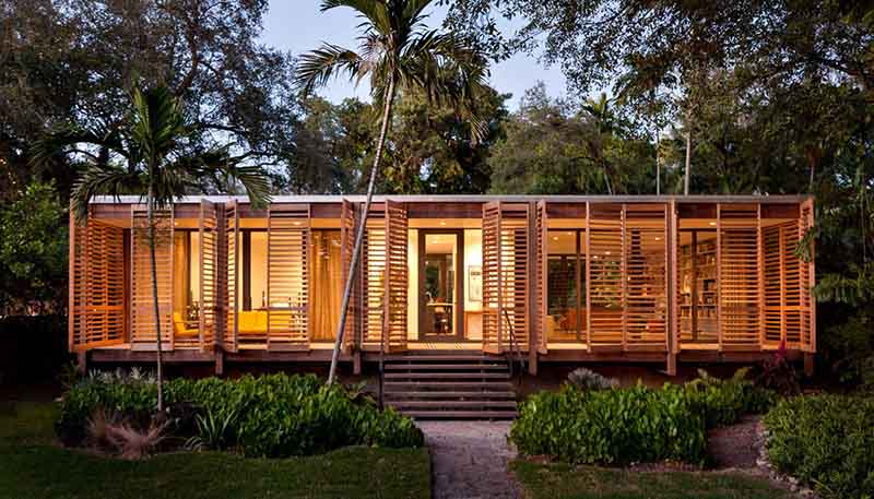 Architecture in the Tropics