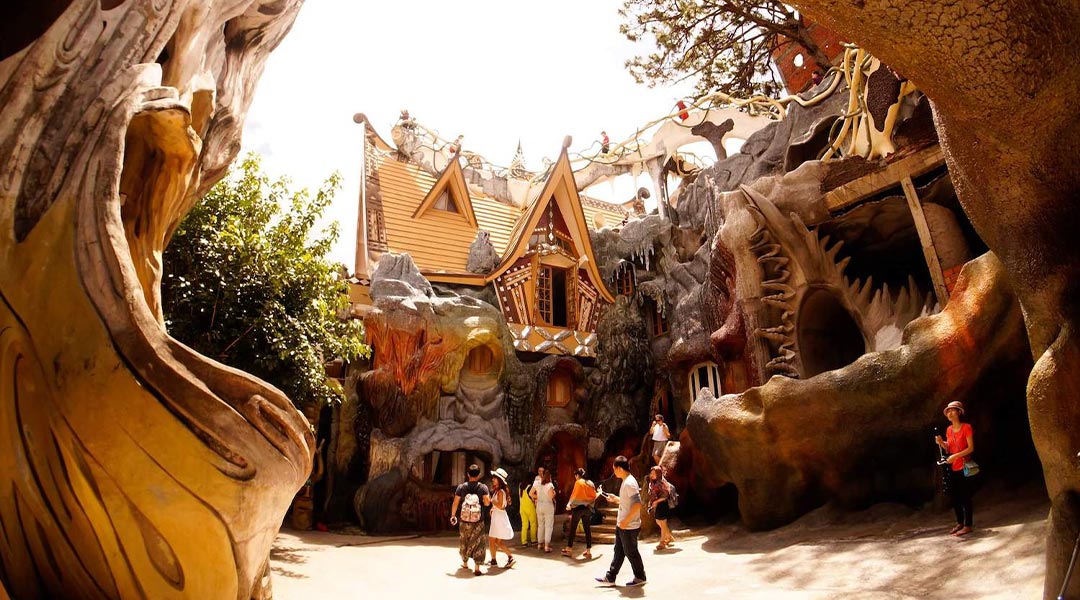 Crazy House vietnam