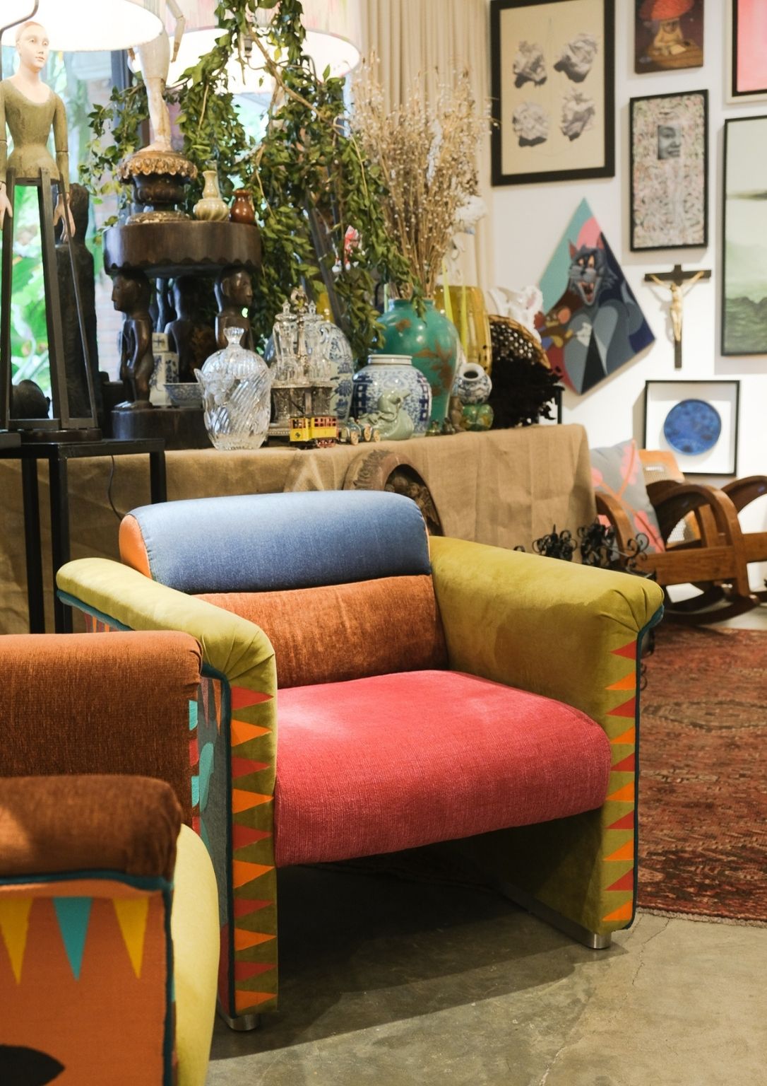 5 Responsible Ways to Dispose Furniture You No Longer Want.