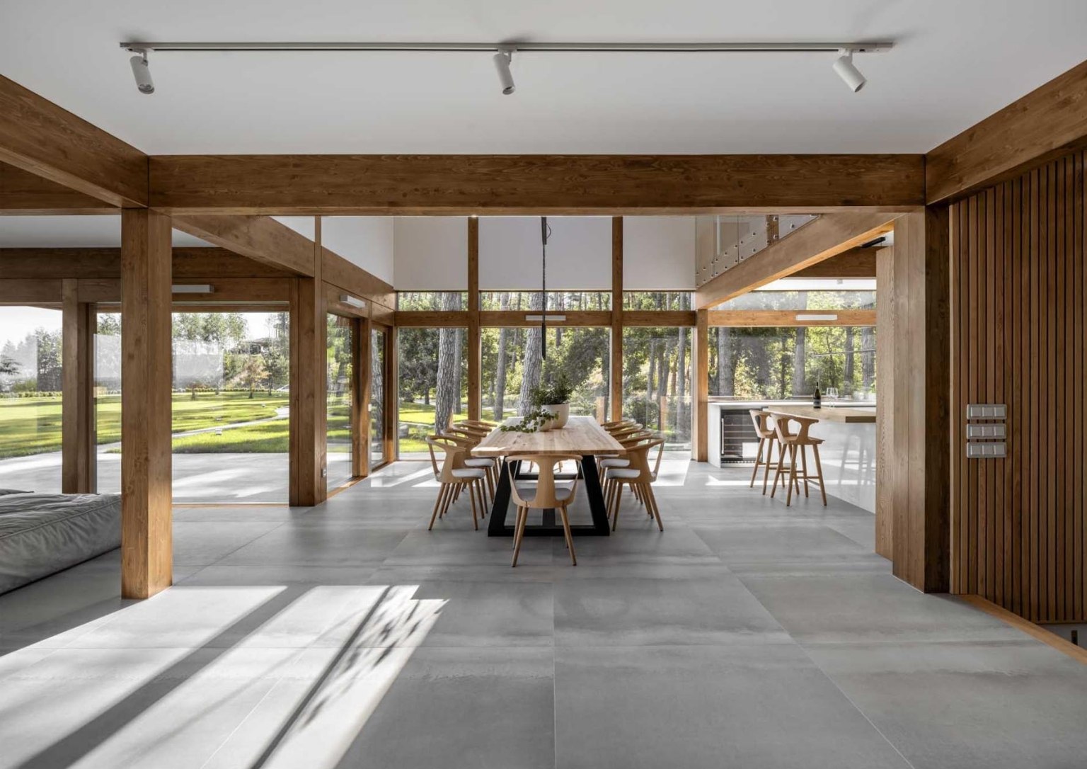 How to Mix Different Wood Finishes: A Beginner’s Guide.