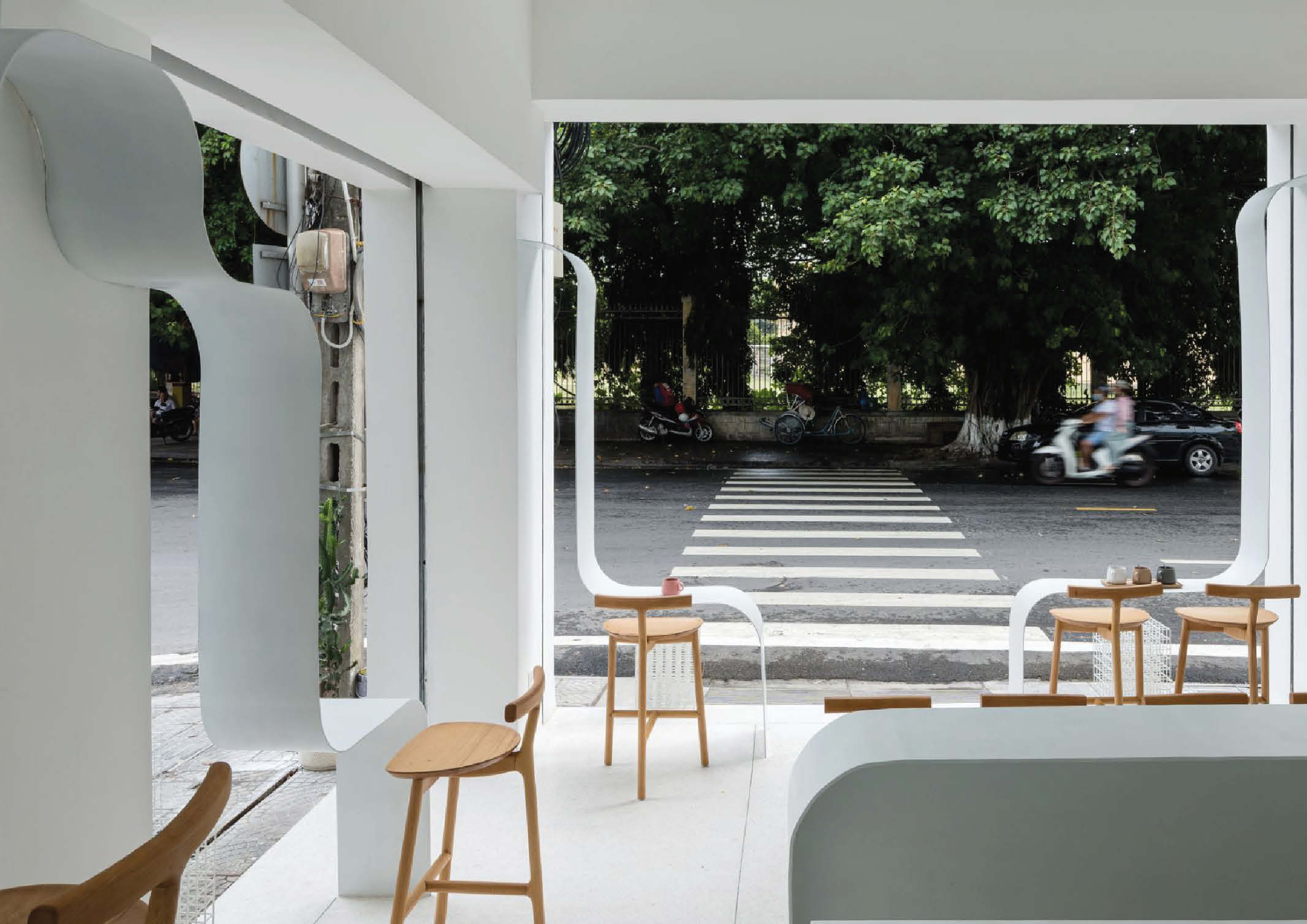 BP 2022 - In Article (Landscape) - Tiam Coffee shop12 - BluPrint