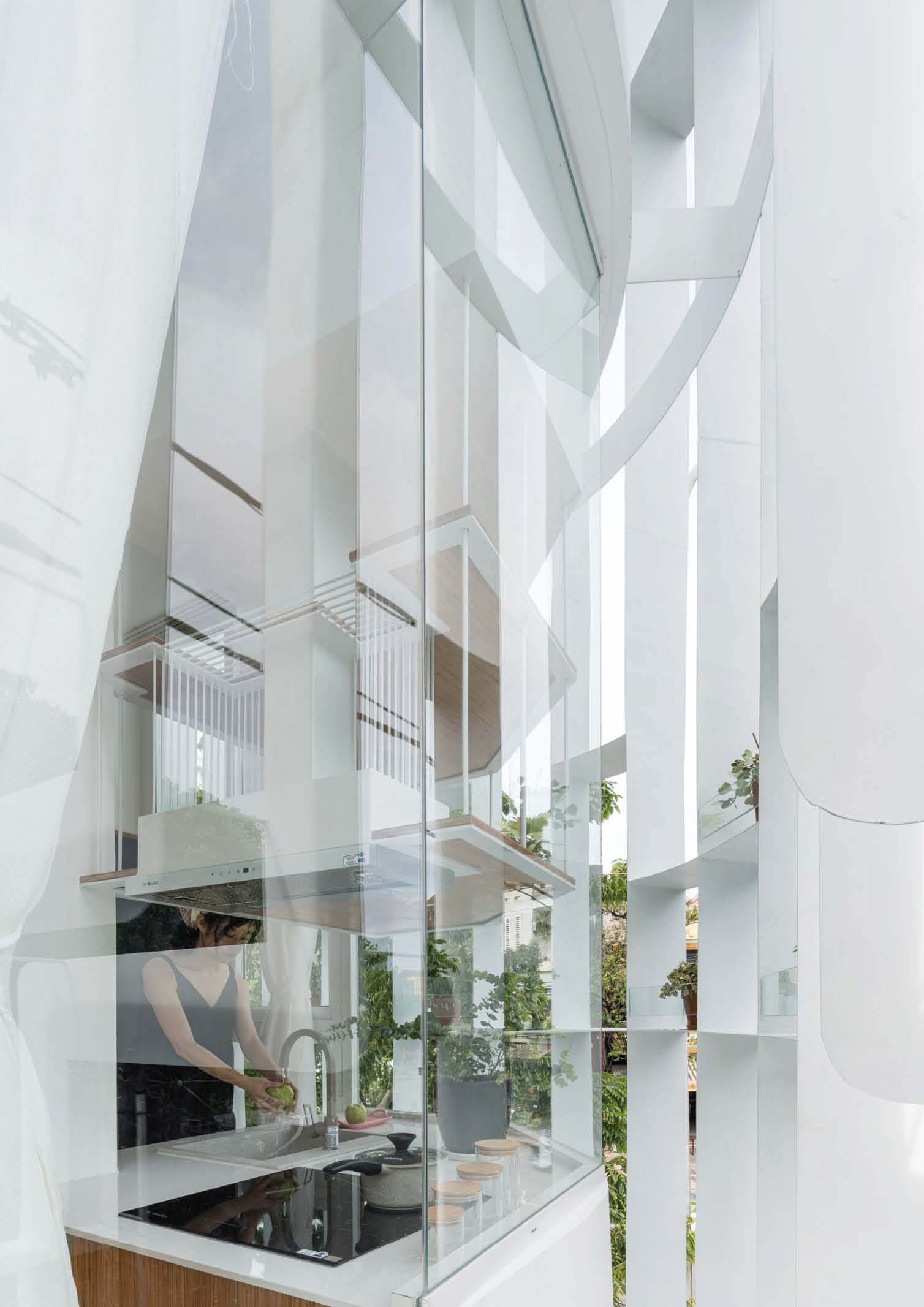 BP 2022 - In Article (Portrait) - Tiam coffee shop - BluPrint