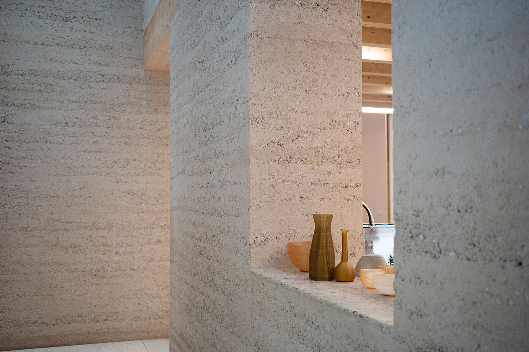 Bloc B window display, Le Magasin Électrique, LUMA Arles, France _ image © Maria Lisogorskaya - BluPrint