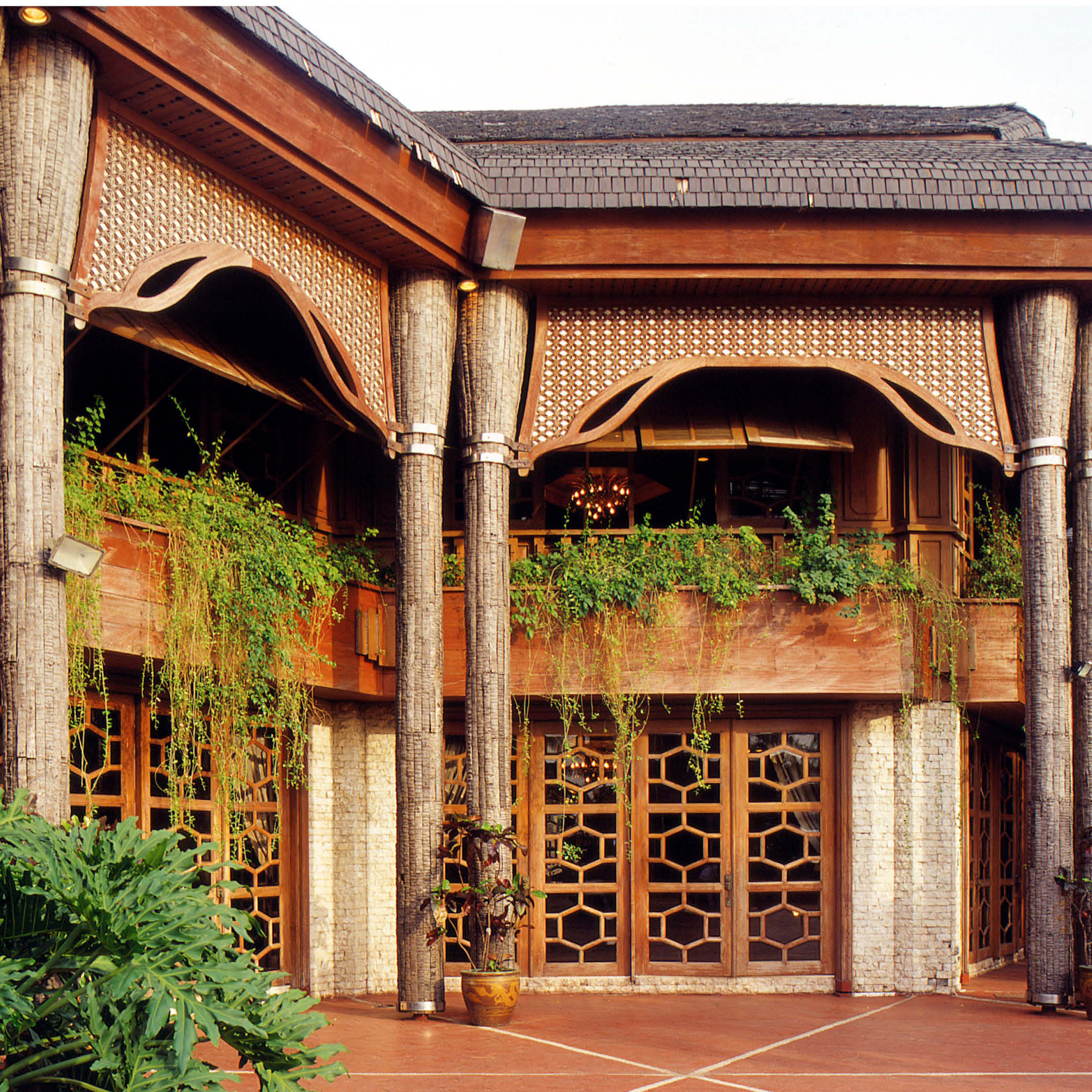 Coconute Palace Details