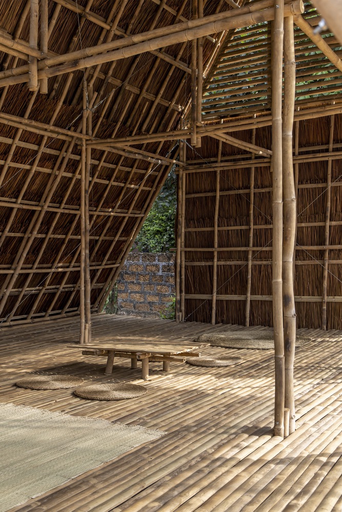 Floating Bamboo House by H&P Architects