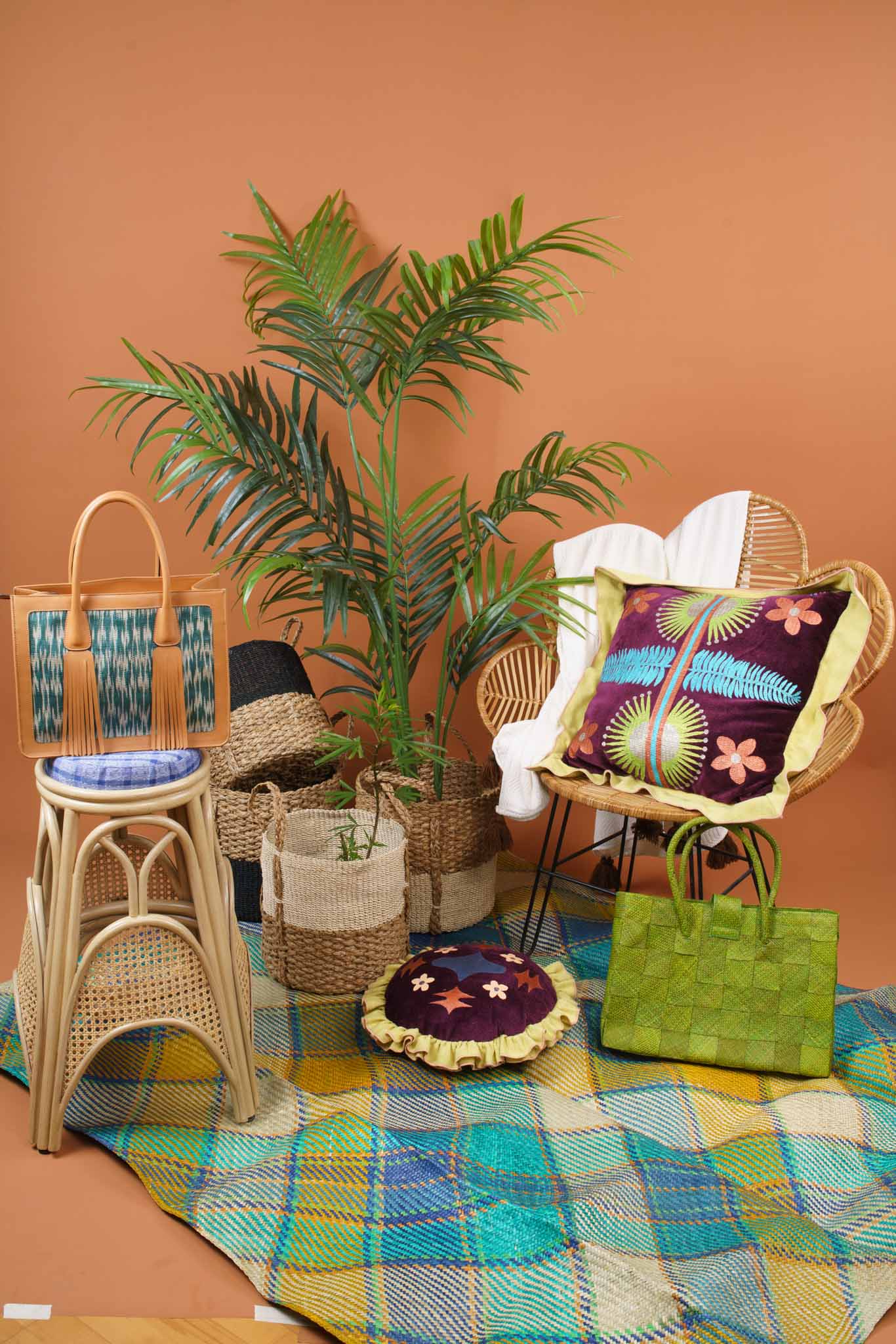 Stool from C_C, Bag from MCV Designs (Left) Bag from Lara Samar (Right), Baskets and Mat from The Fine Life Market, Pillows from TravelFund by Siriusdan - BluPrint