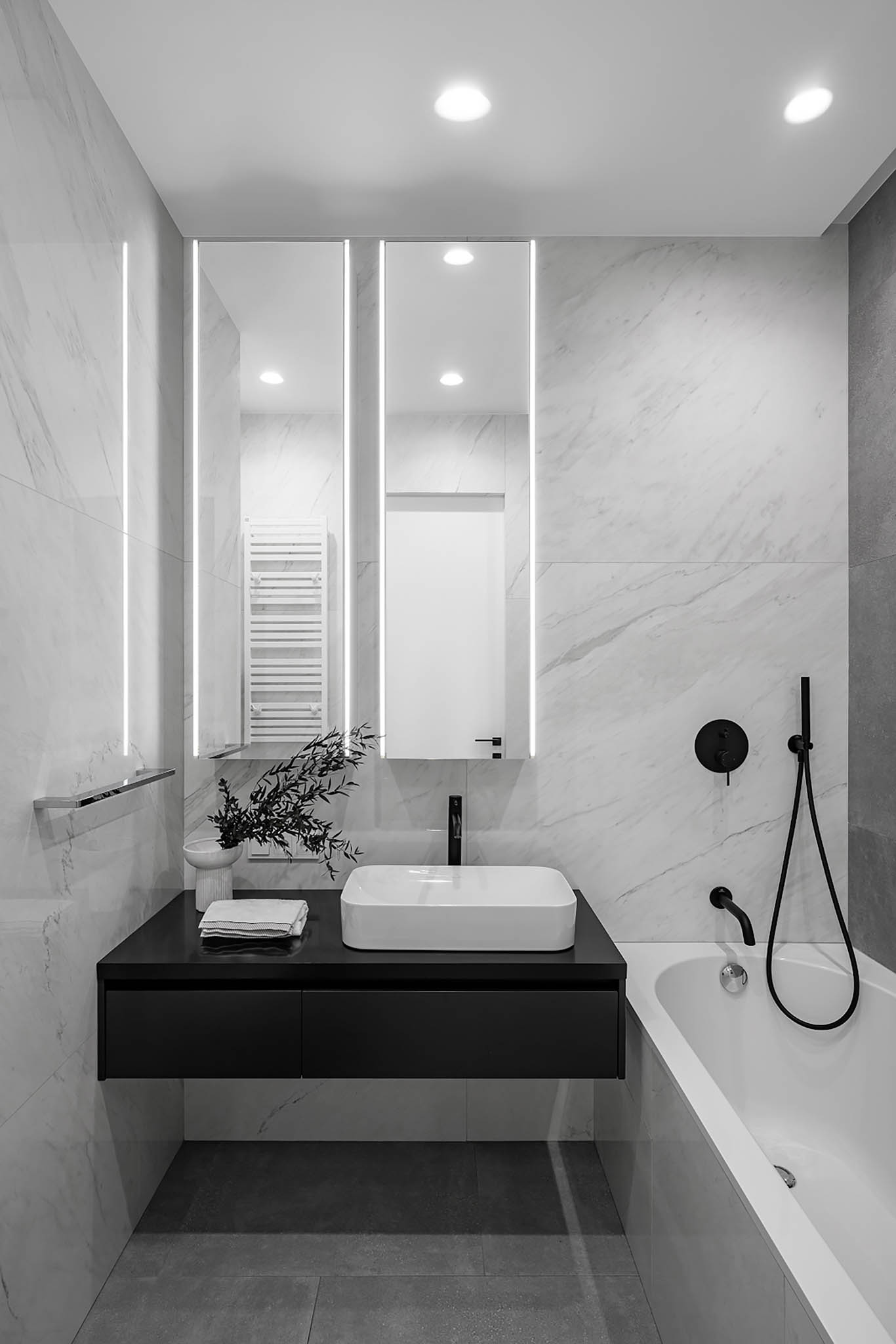 Bathroom sink