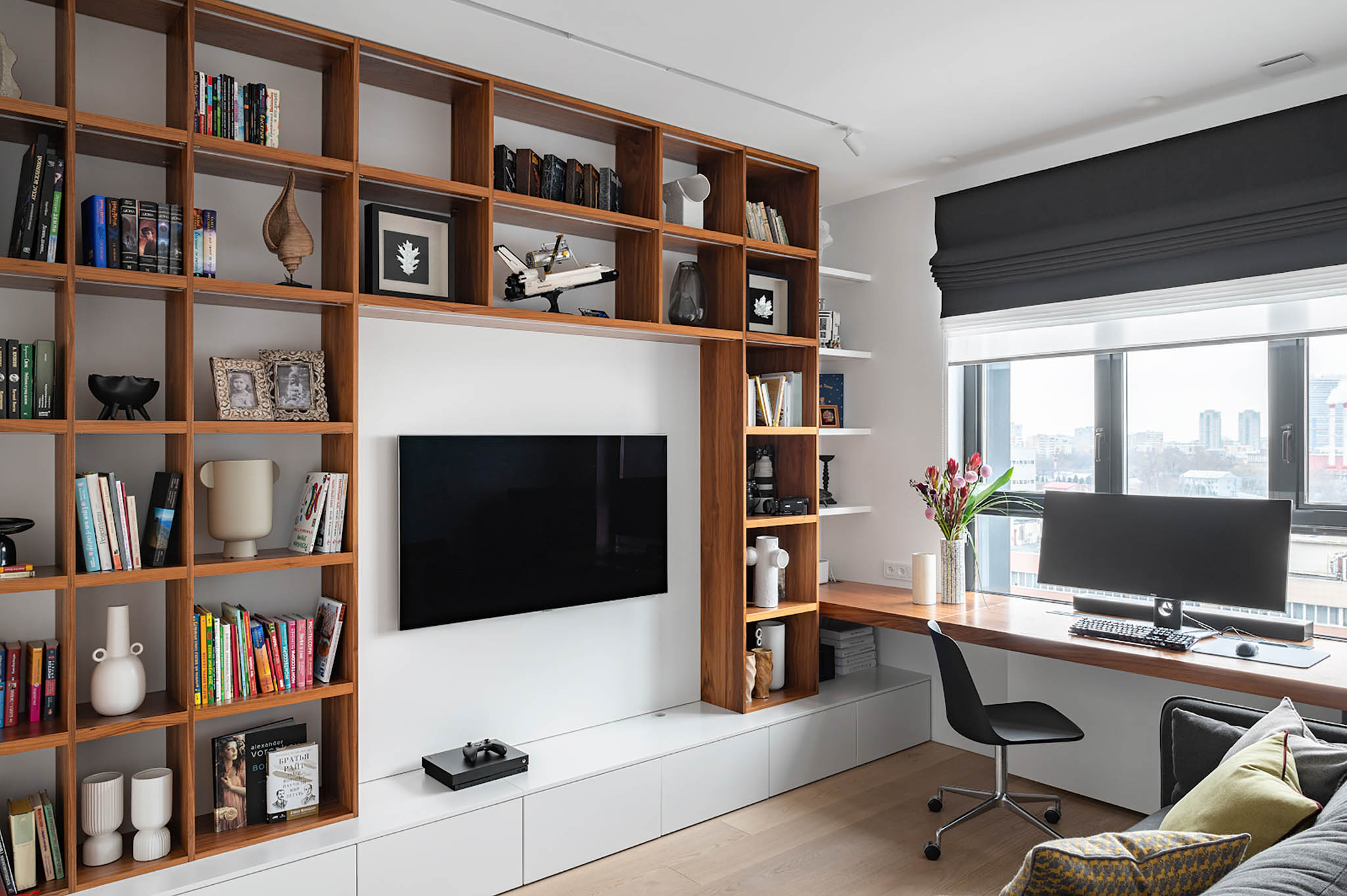 A Small Apartment with Two Bedrooms and A Home Office