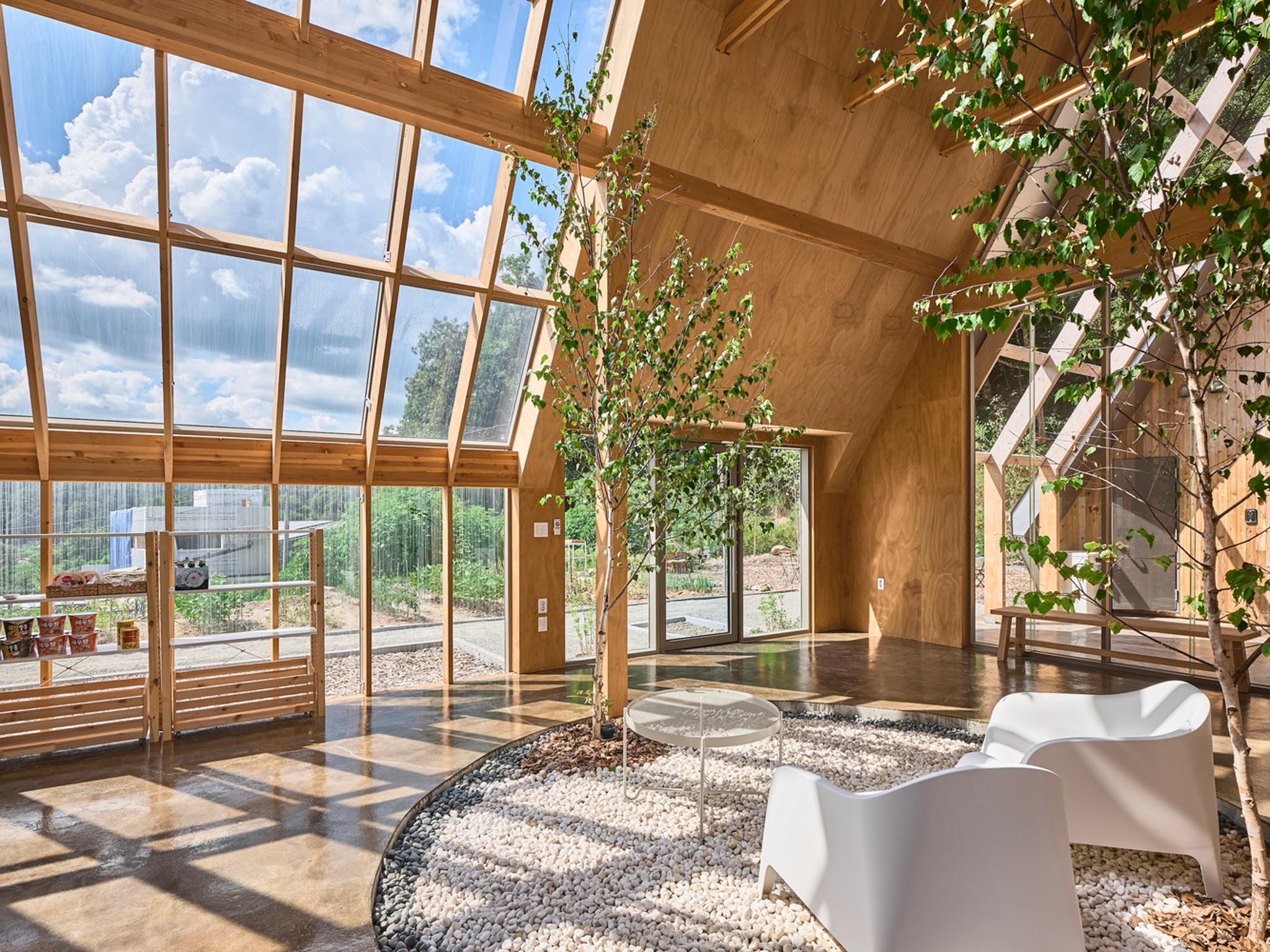 How to Mix Different Wood Finishes: A Beginner’s Guide.