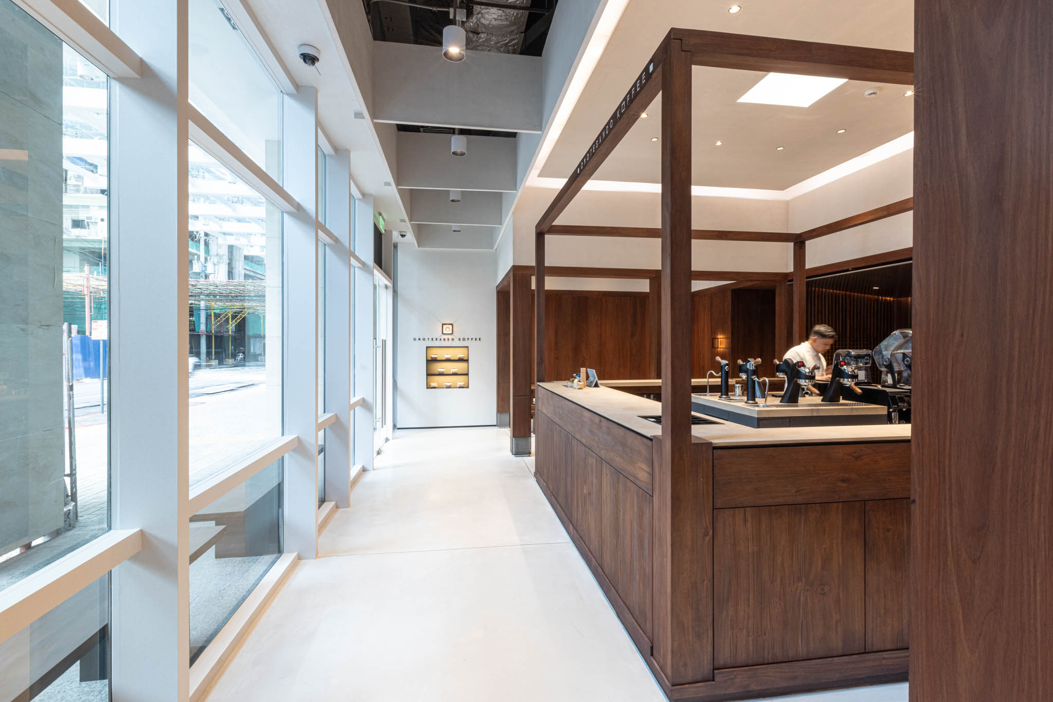 Omotesando Koffee interior