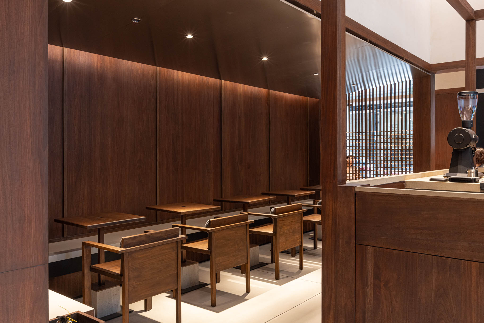 Omotesando Koffee interior