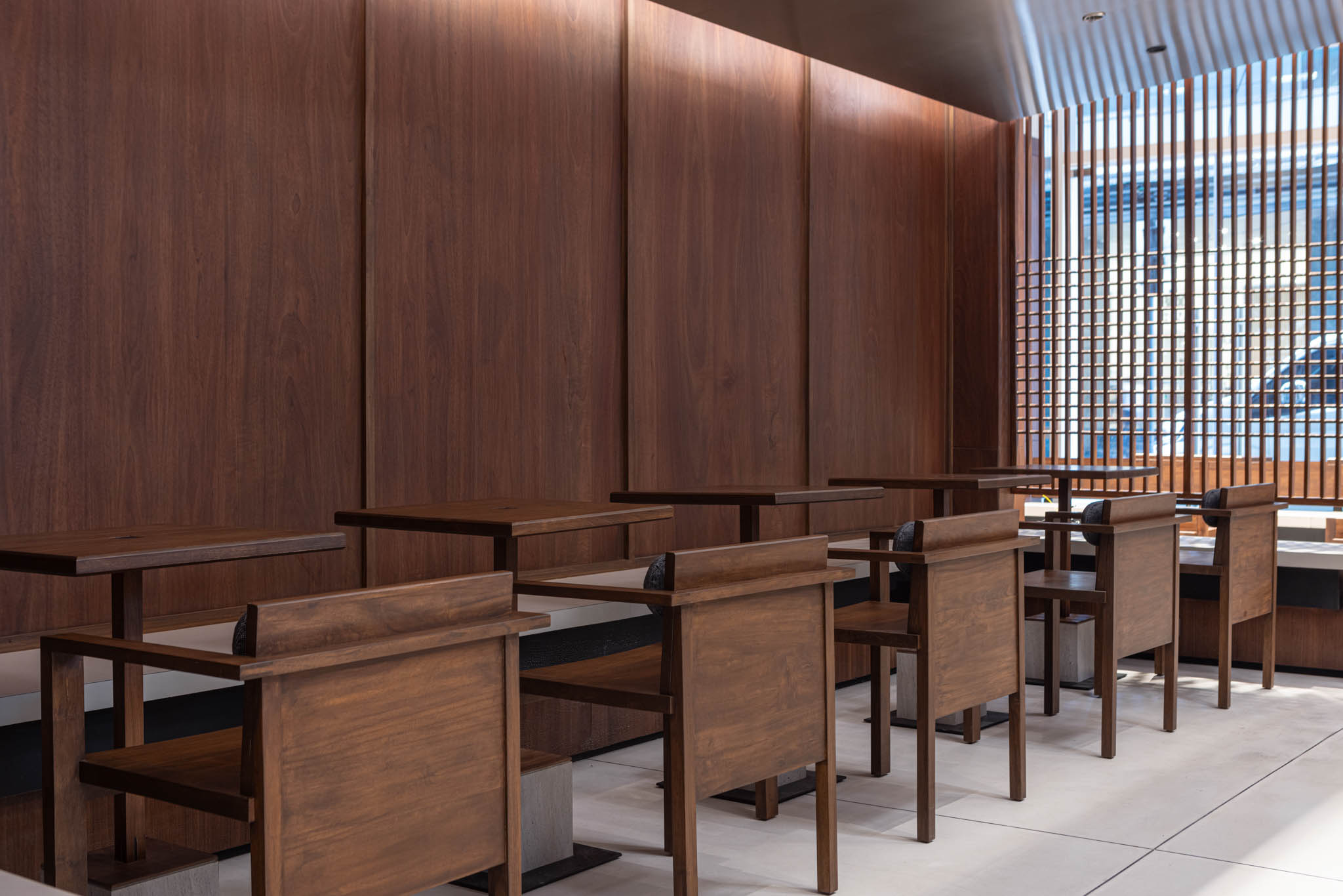 Omotesando Koffee seating area