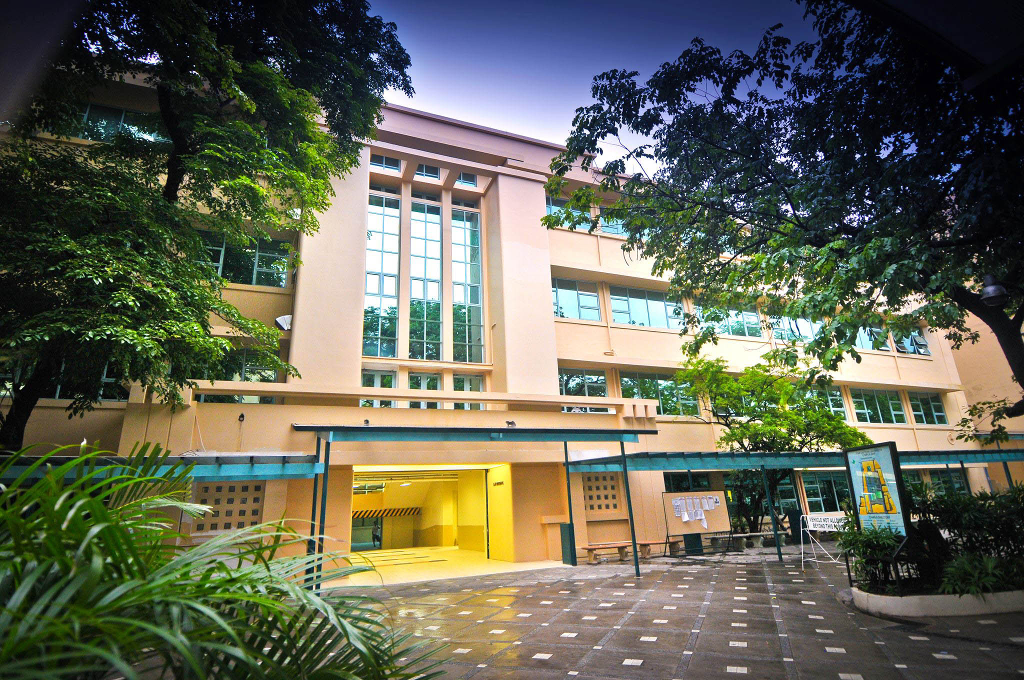 FEU's Architecture and Fine Arts Building