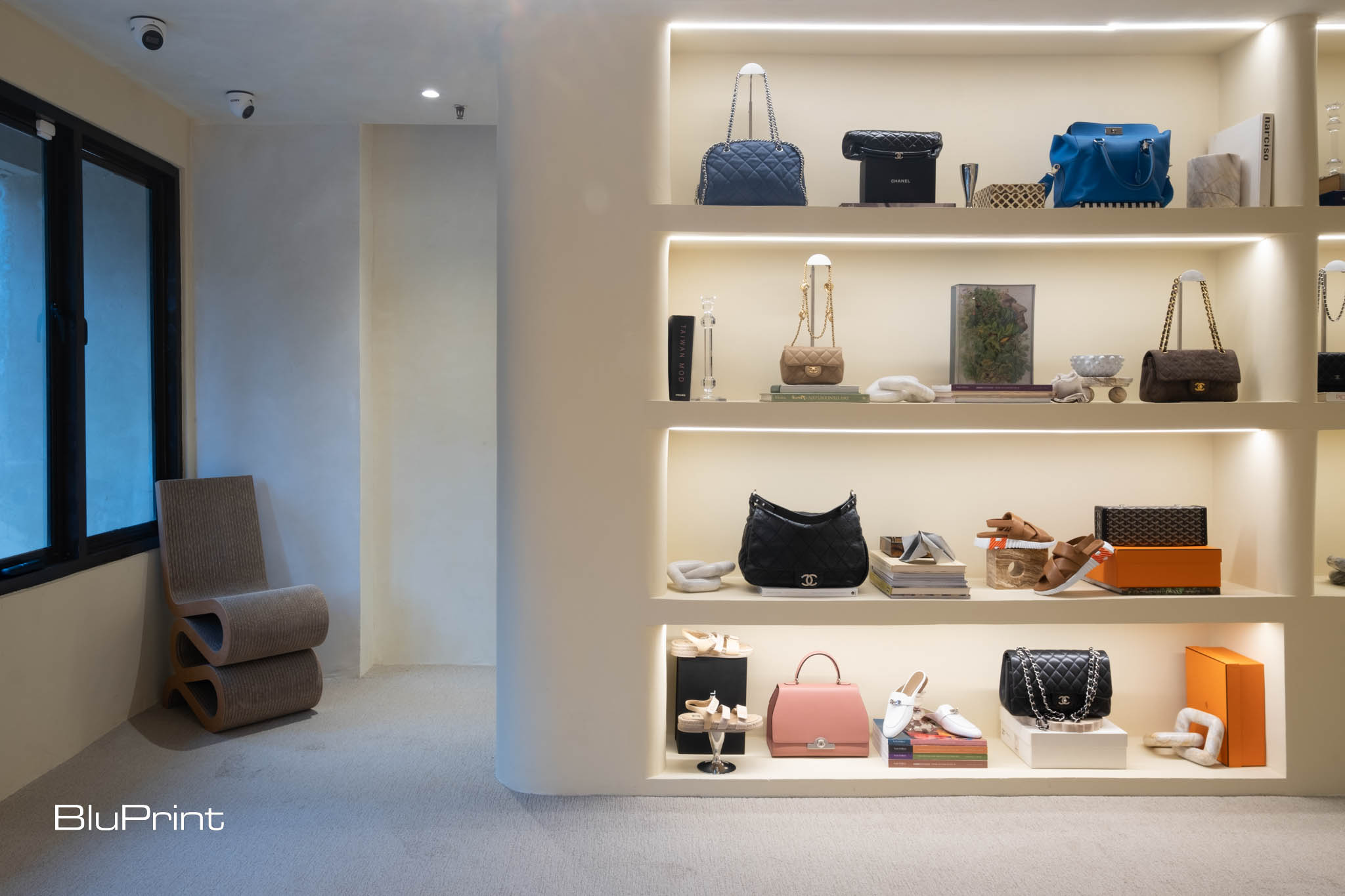 Rare collective Manila interior