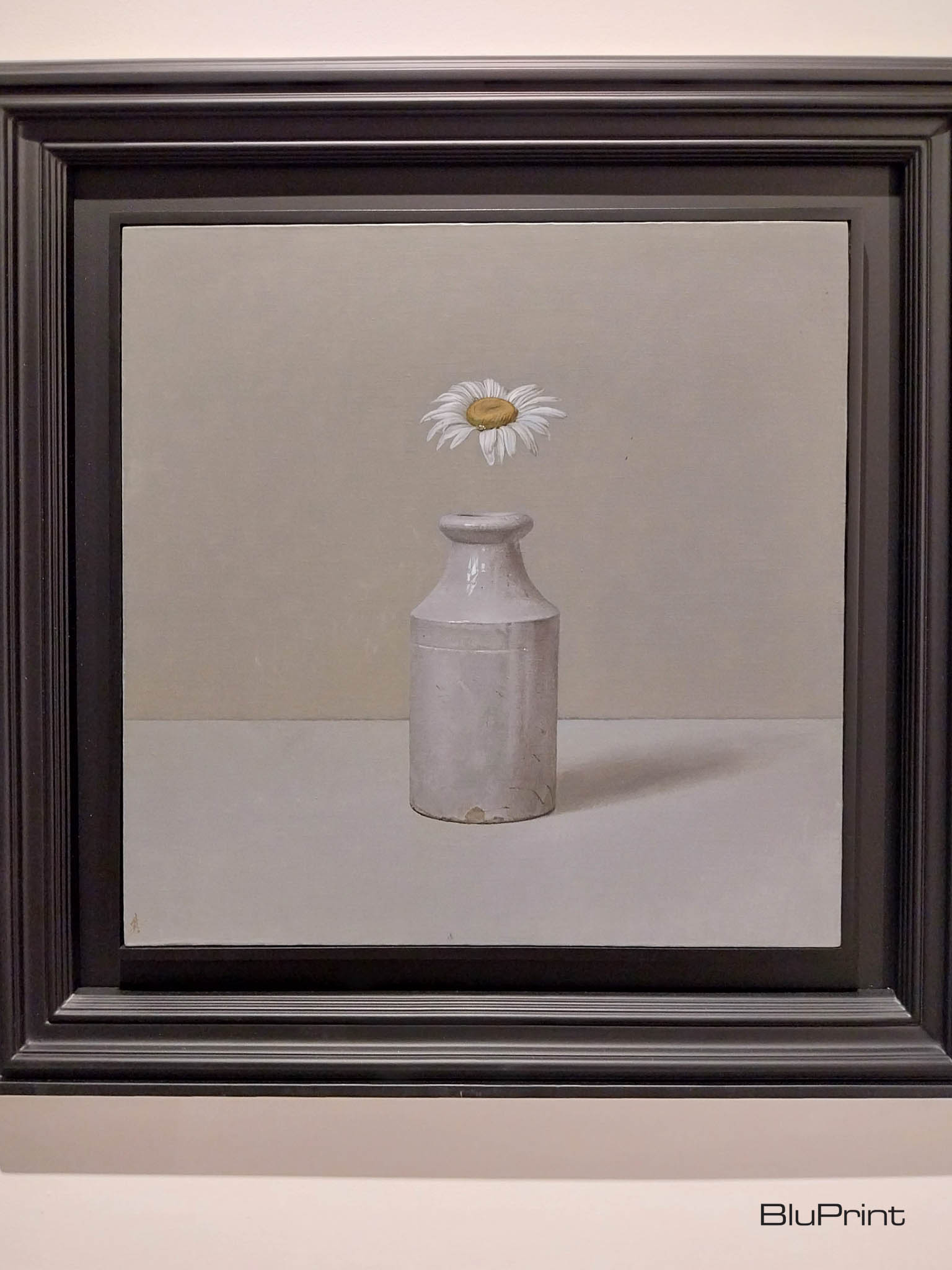 A painting for Hideo Tanaka's "Iki na Hikari" at Galerie Stephanie x Cartellino. Photo by Elle Yap.