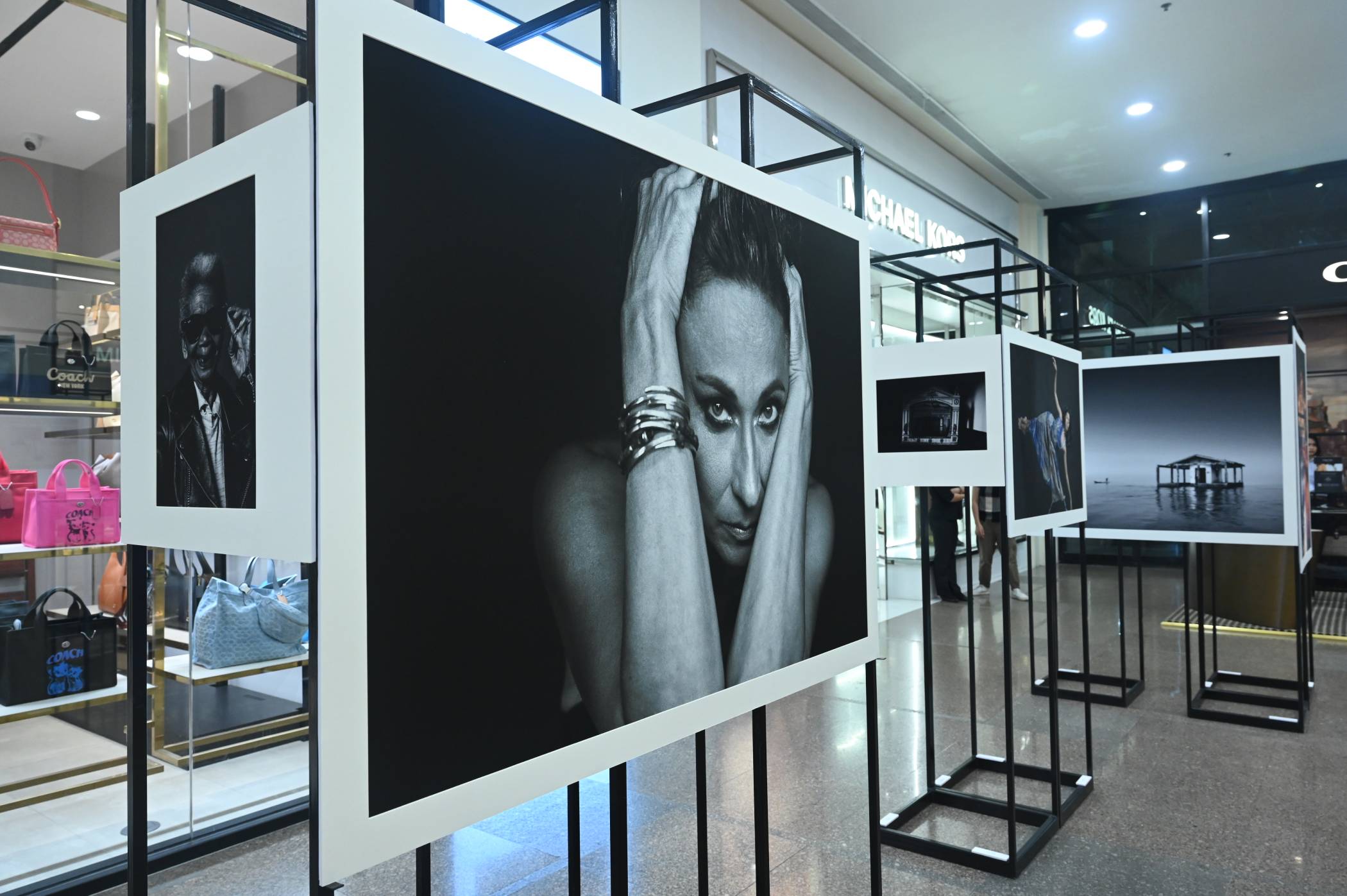 Fotomoto Exhibit at Greenbelt 5. Source: Ayala Land.