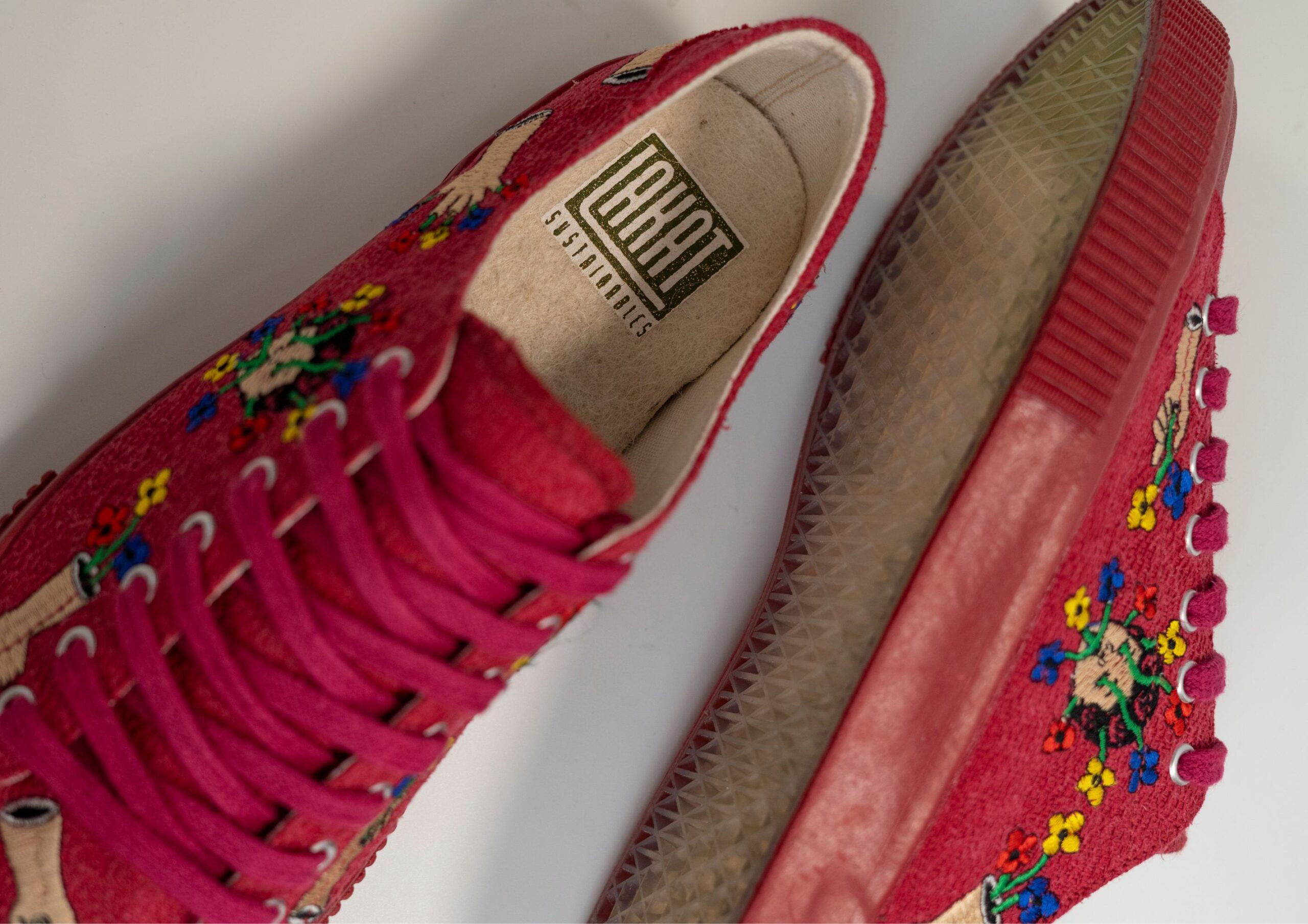 LakArt sneakers by Doktor Karayom