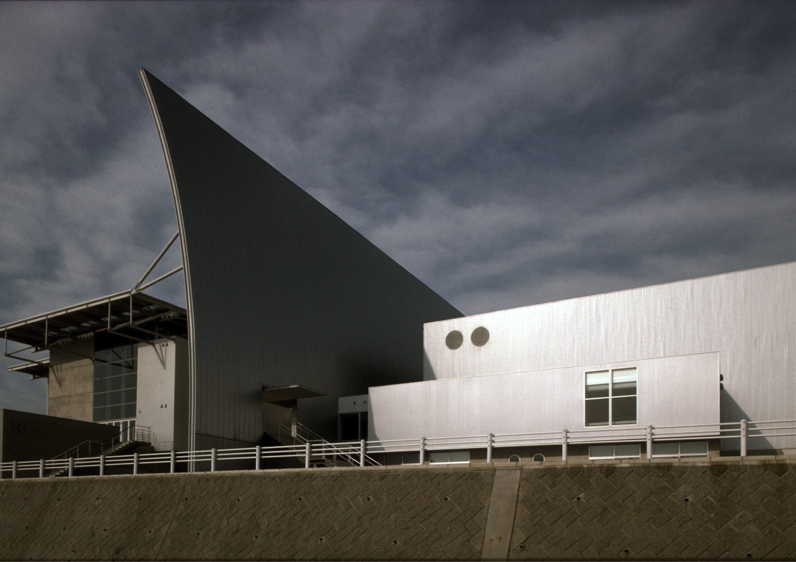 Iwadeyama Junior High School.