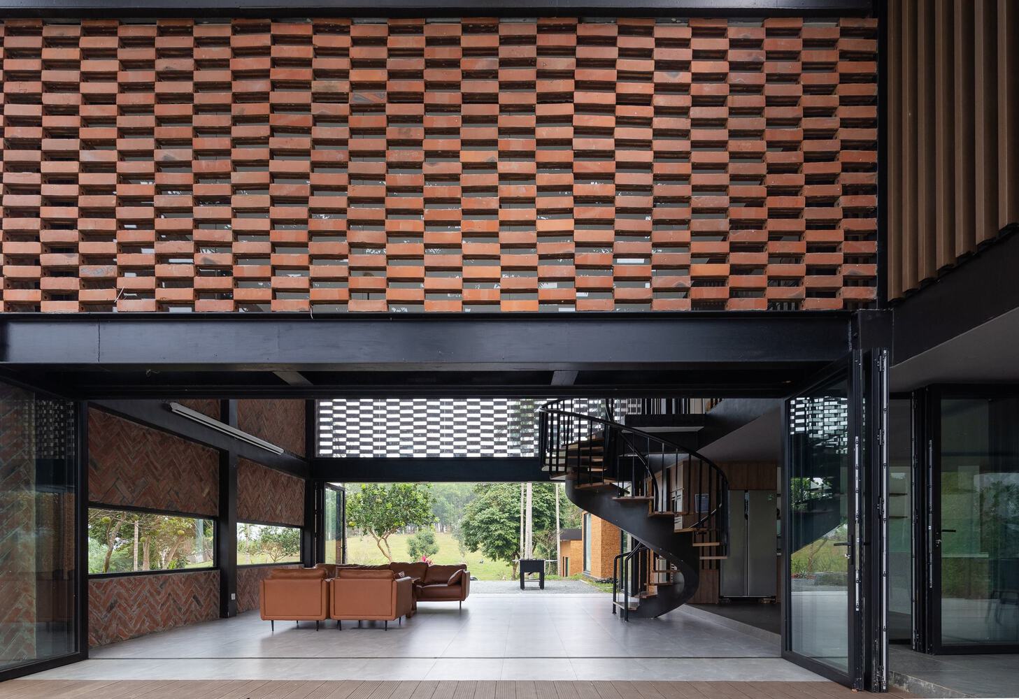 The living room in Quin Hill Camp. Photo by Trieu Chien.