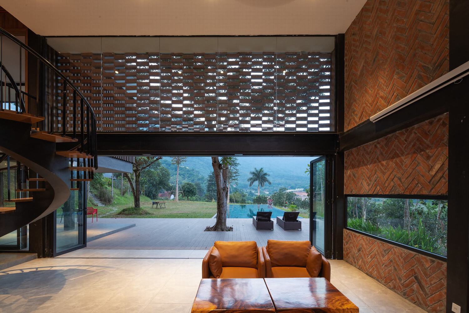 Inside the living room in Quin Hill Camp. Photo by Trieu Chien.