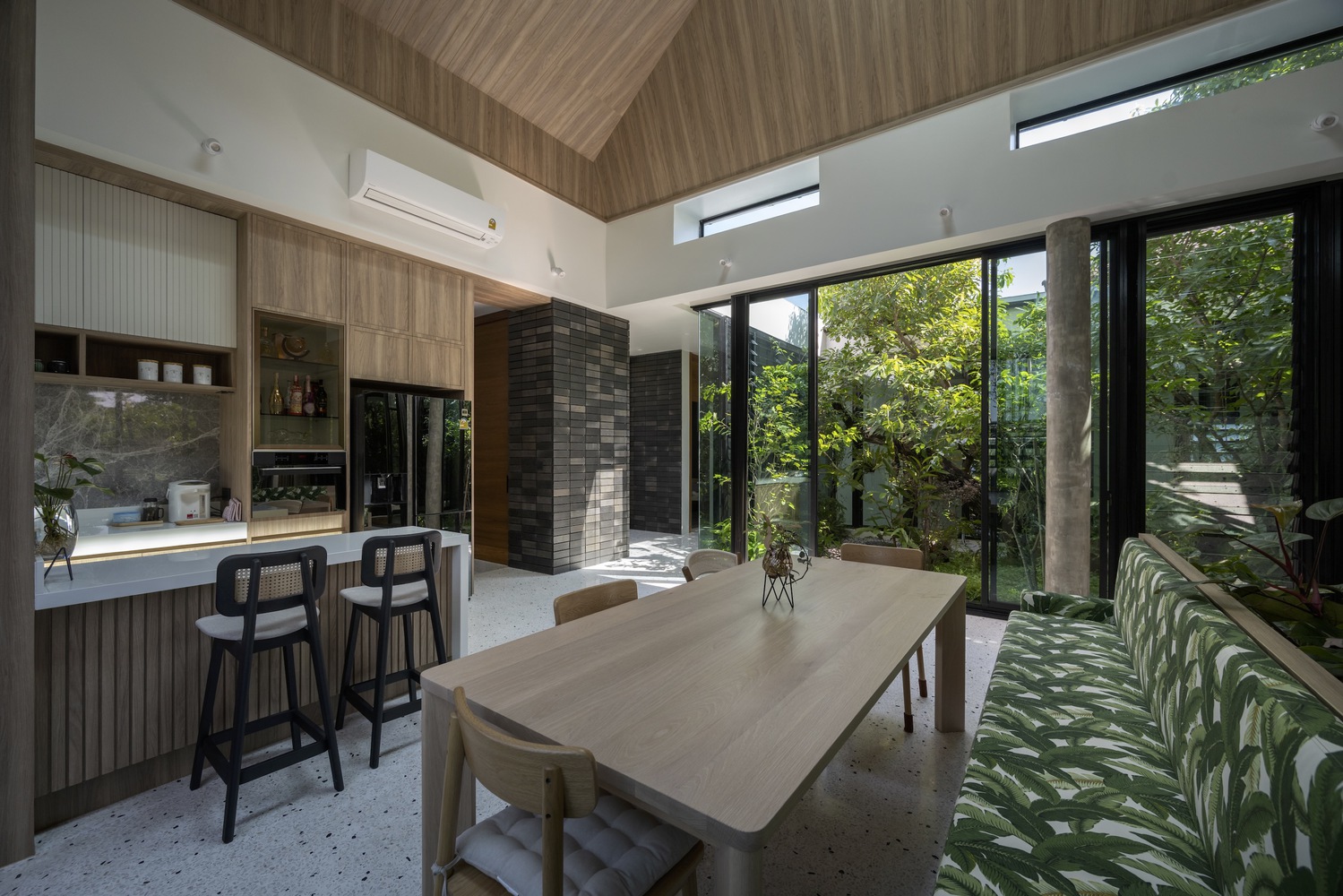 Dining room facing garden.