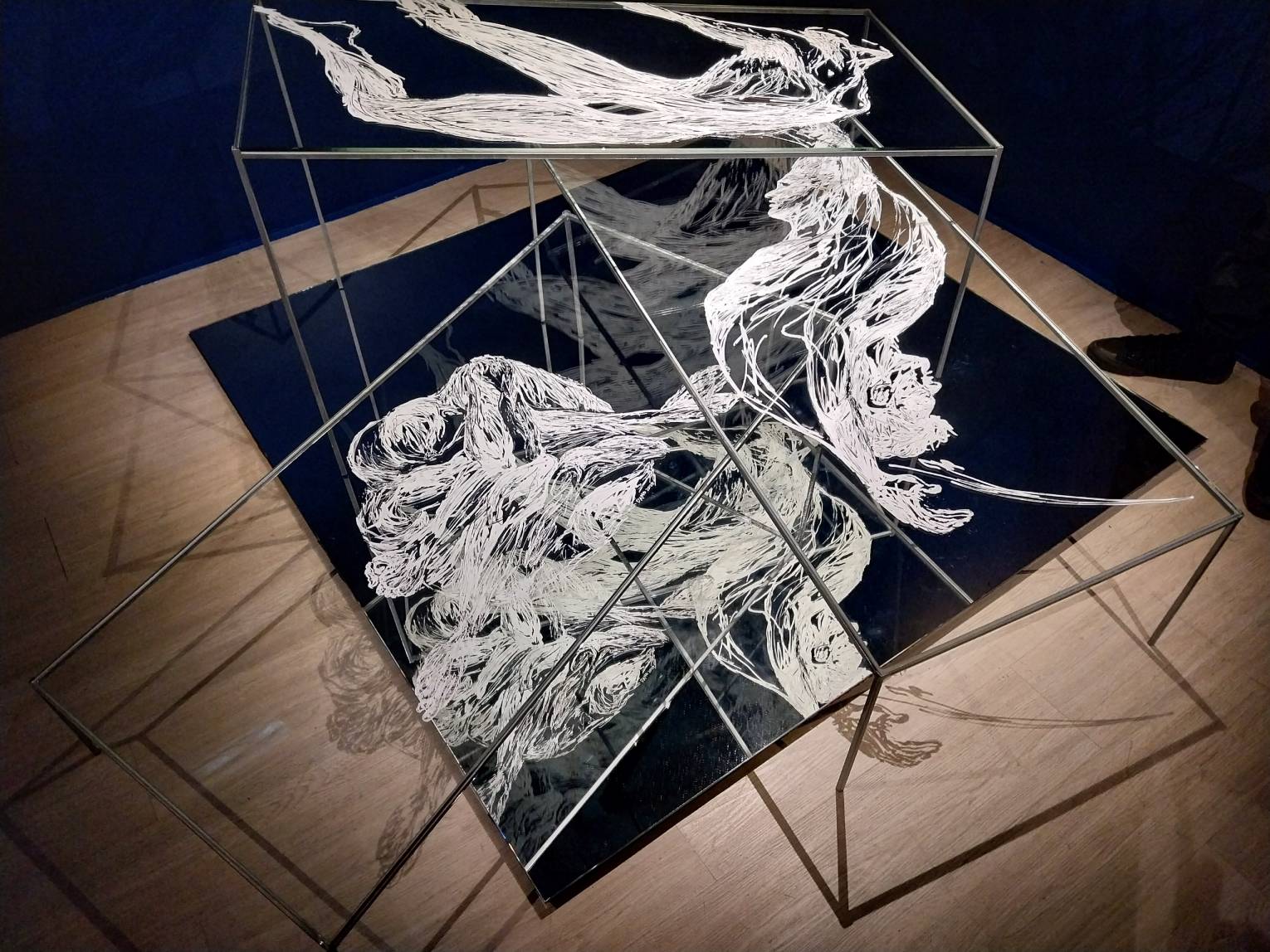 'Extasis Forever' and the interconnected glass panes. Photo by Elle Yap.