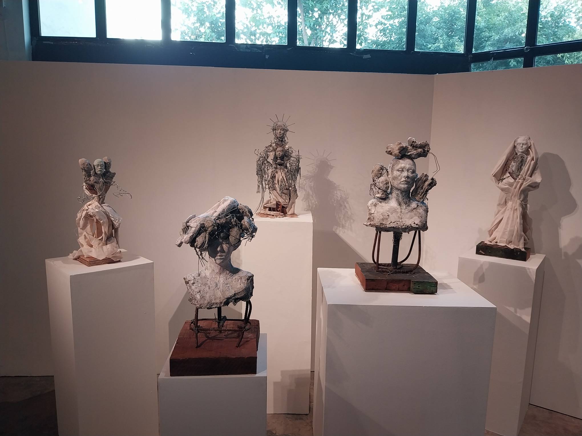 Sculptures by Ian Fabro. Photo by Elle Yap.