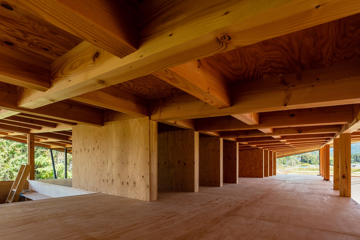 Inside the architecture of Hazamacho House. Photo by Takashi Uemura.