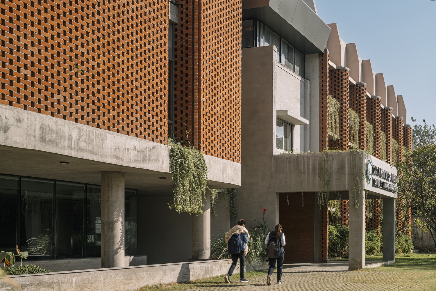 The exterior of the Nursing College Ashaktashram. Photo by The Fishy Project.