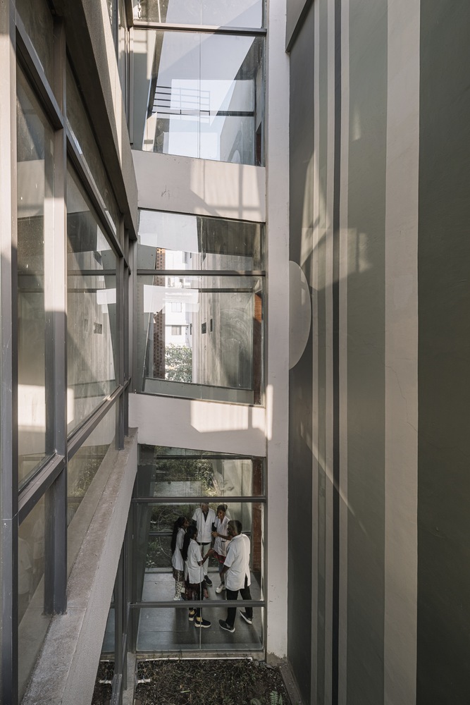 Connecting passages to the college. Photo by The Fishy Project.