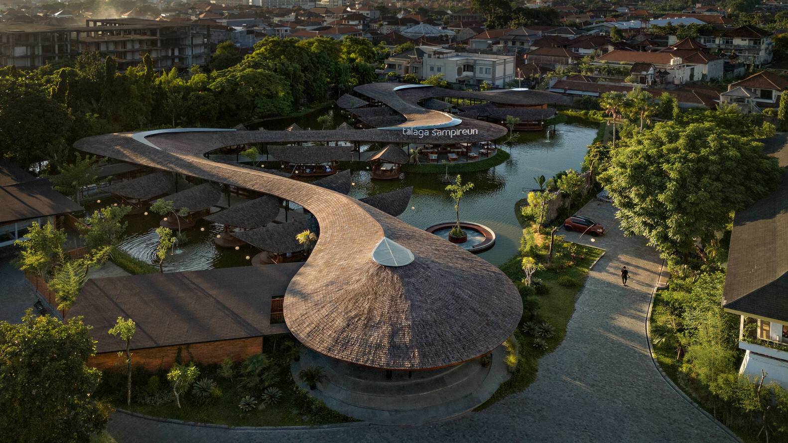 A view of Talaga Sampireun Bali Restaurant in the daytime. Photo by Indra Wiras.