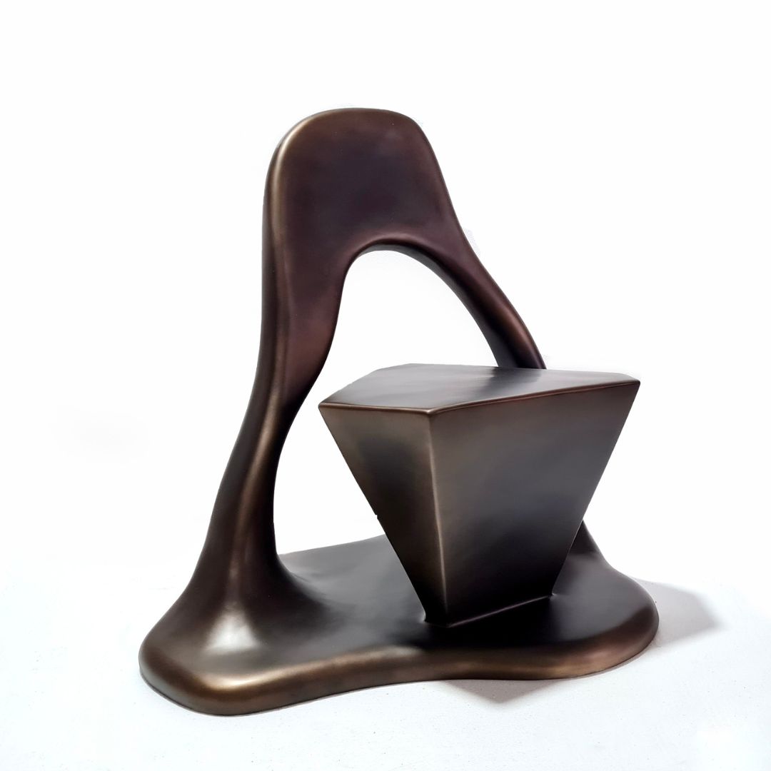 Jialun Cao, "Dining Chair".