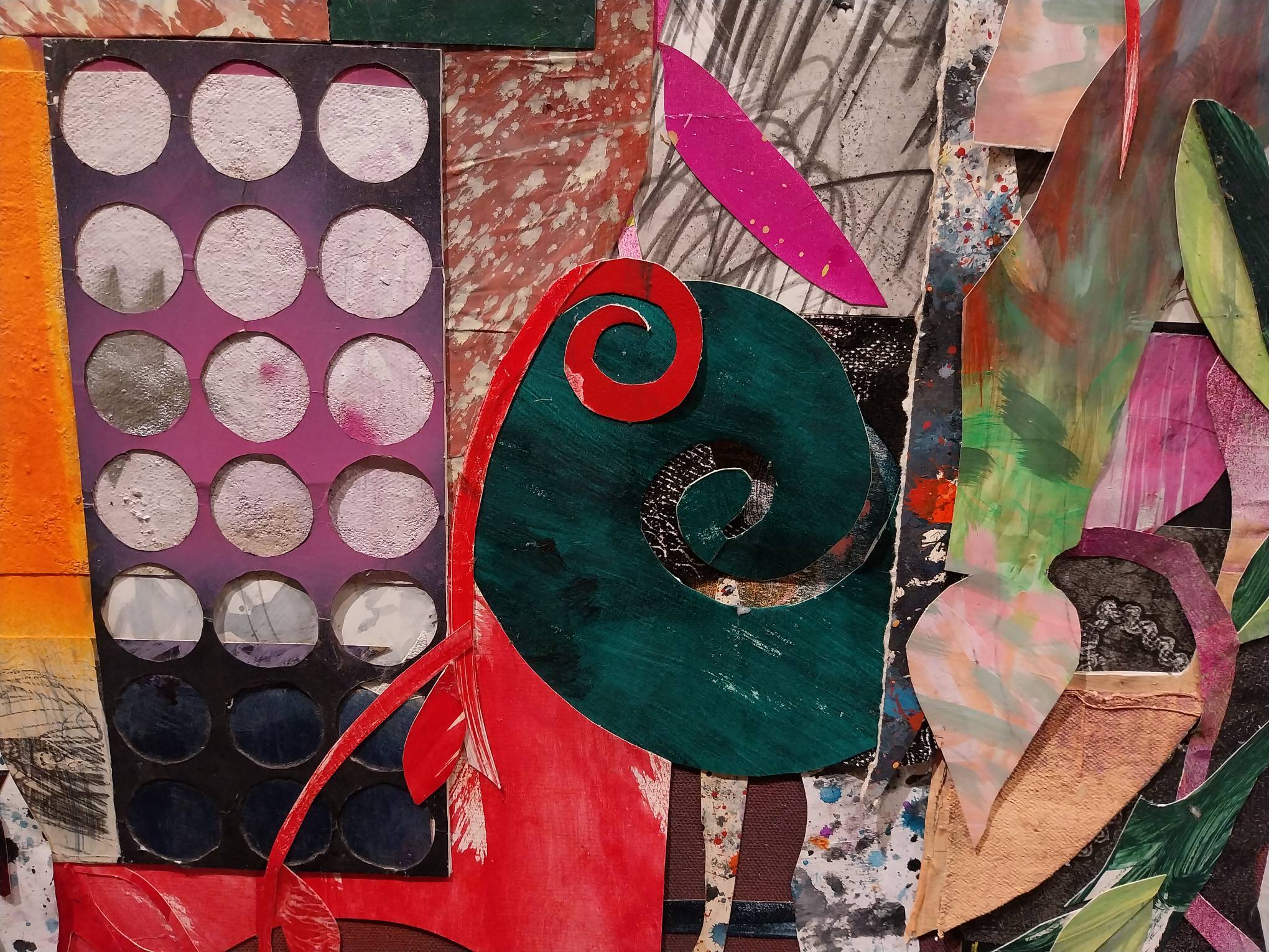 The spirals and leaves as shown in "pag wari." Photo by Elle Yap.