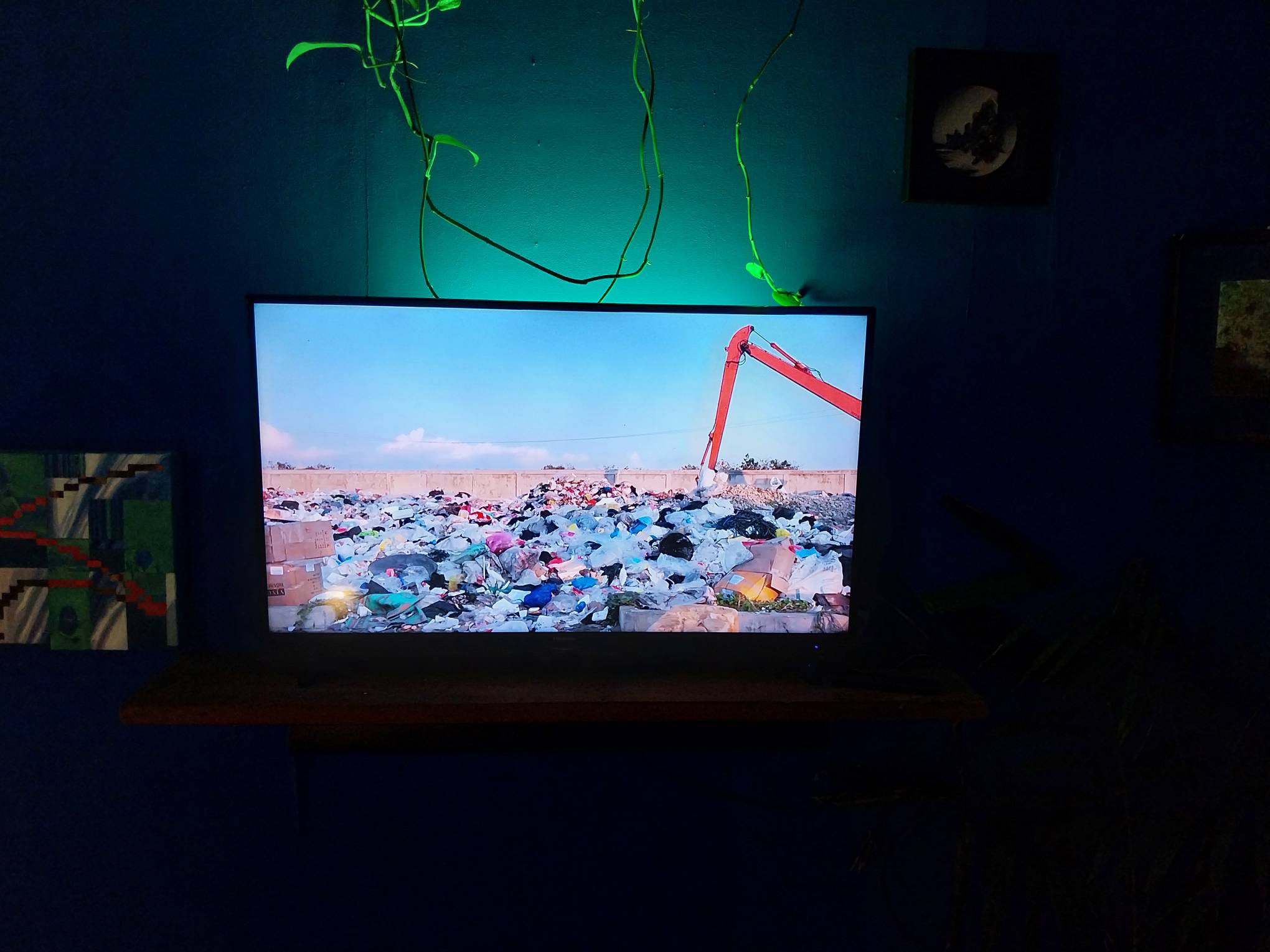 A photo containing a garbage dump. Photo by Elle Yap.